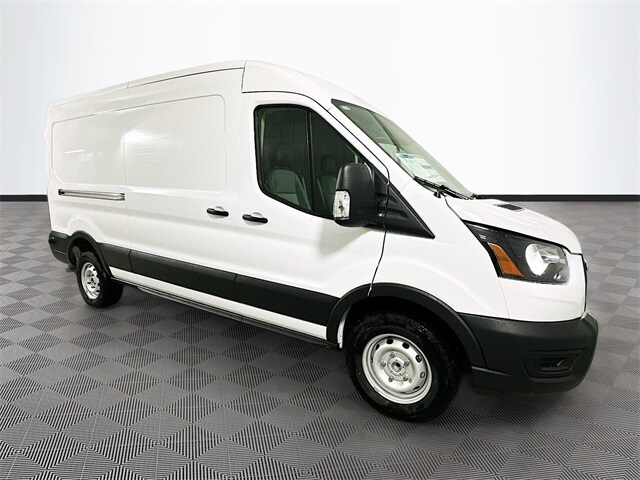2025 Ford Transit photo 3