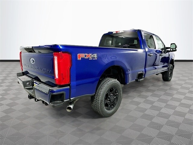 2026 Ford F-350 XL photo 4