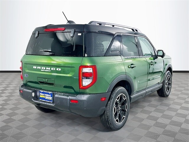 2025 Ford Bronco Sport Outer Banks photo 4