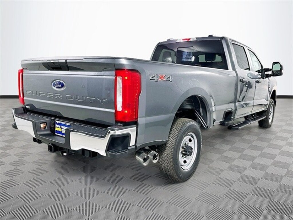 New 2026 Ford F-250  Truck Crew Cab