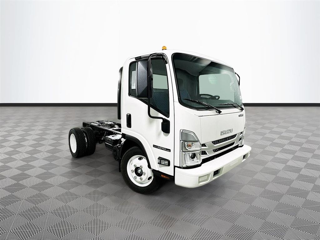 2026 Isuzu NPR's photo