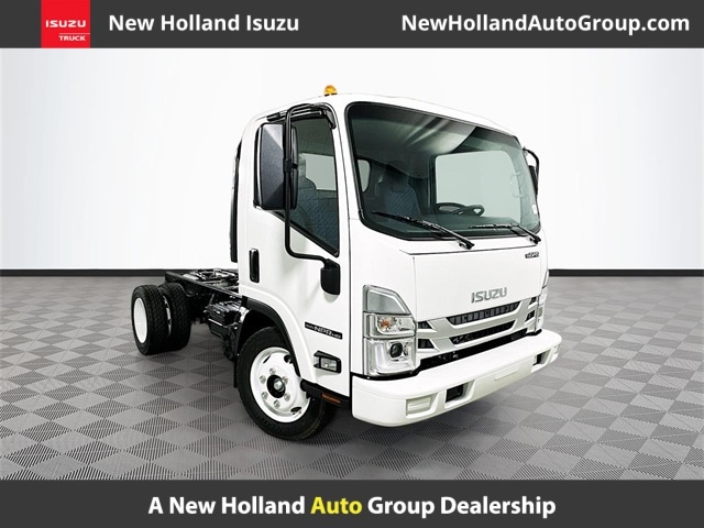 2026 Isuzu NPR's photo