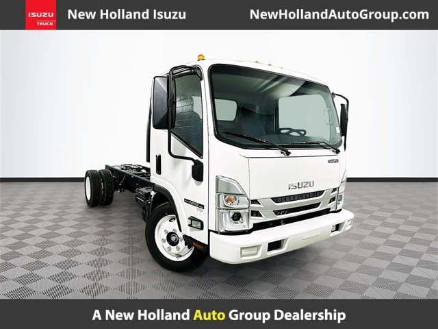 2026 Isuzu NPR's photo