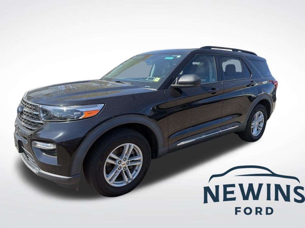 2021 Ford Explorer XLT 4WD's photo