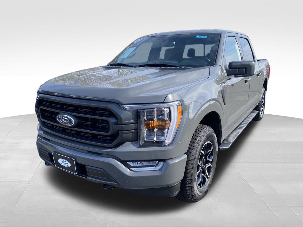 Used 2021 Ford F-150 XLT with VIN 1FTEW1EP4MKE03103 for sale in Bay Shore, NY