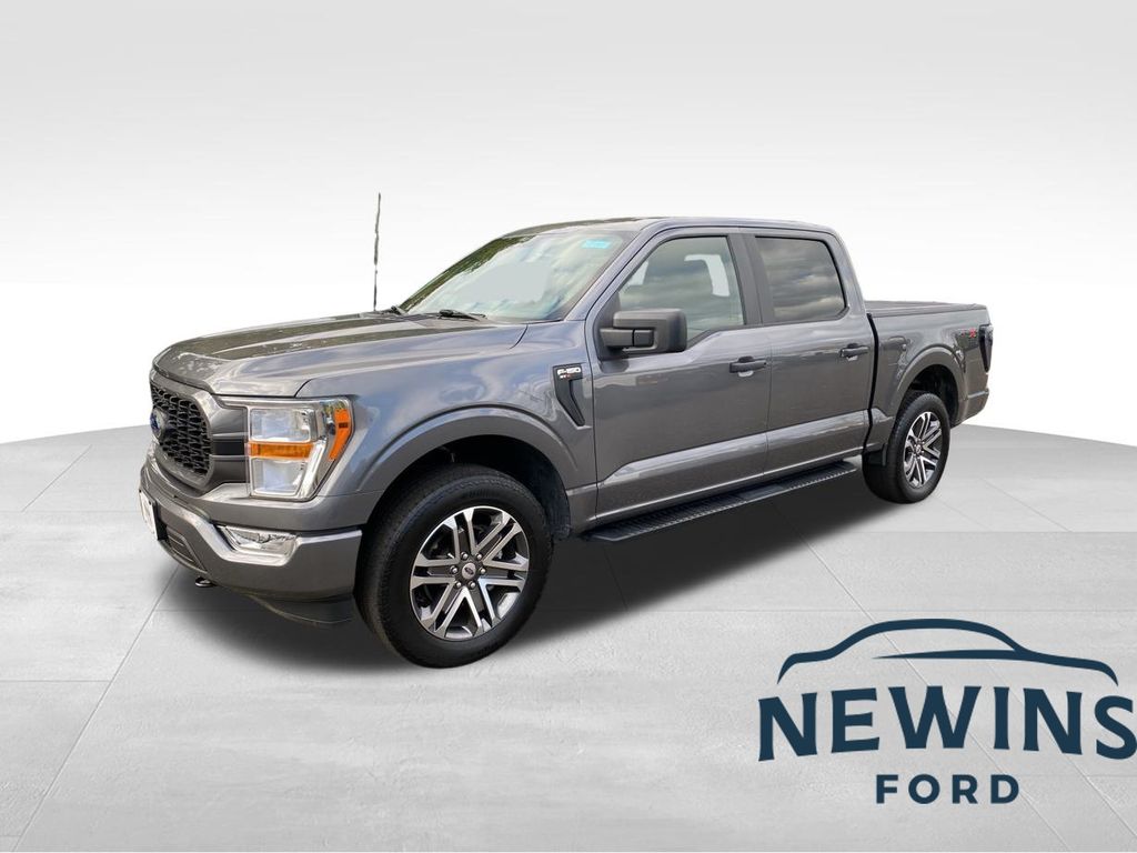 2022 Ford F-150 XL's photo