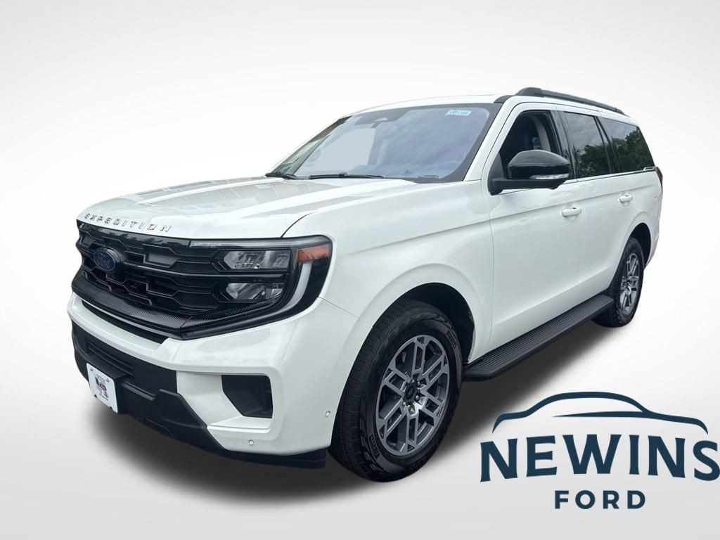 Used 2025 Ford Expedition Active SUV