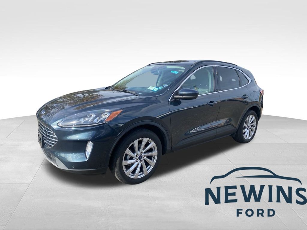 2022 Ford Escape Titanium