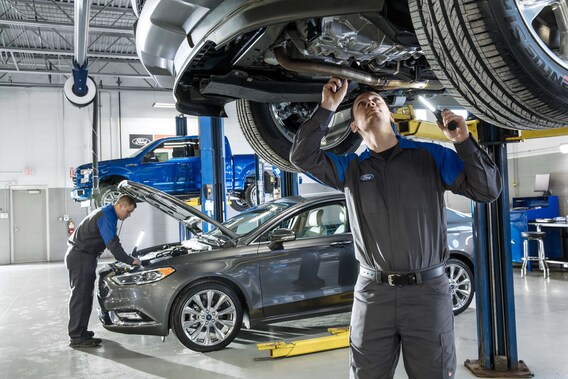 ¿Cuándo debo dar servicio a mi Ford? car maintenance ¿Cuándo debo dar servicio a mi Ford?