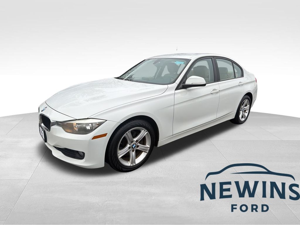 2014 BMW 3 Series 320i