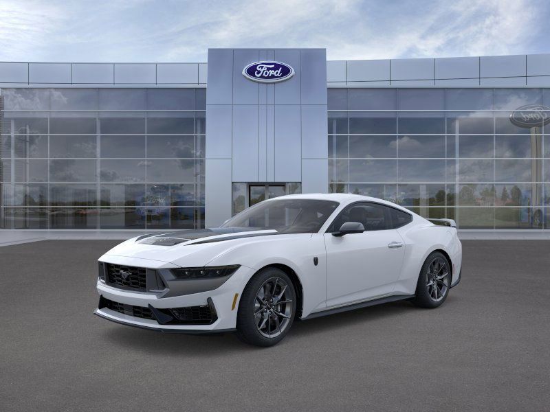 2025 Ford Mustang Dark Horse's photo