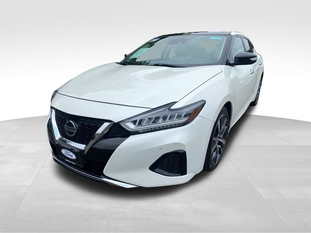 Used 2020 Nissan Maxima SL with VIN 1N4AA6DV6LC382635 for sale in Bay Shore, NY