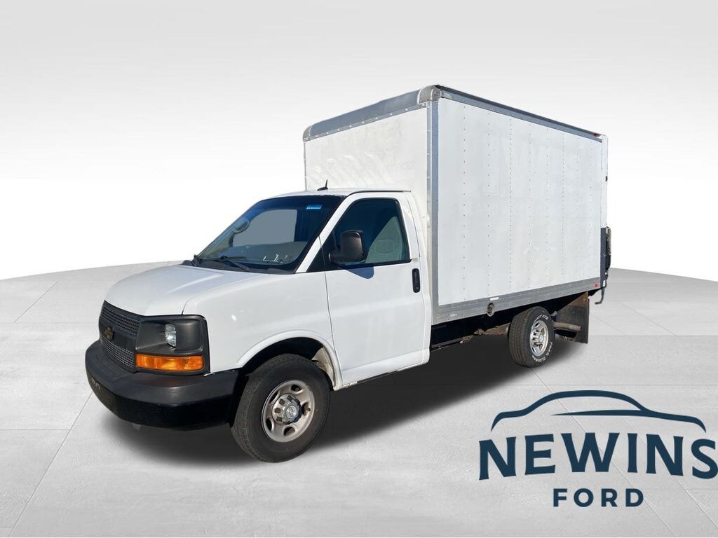 Used 2015 Chevrolet Express 3500 Work Van Cab/Chassis