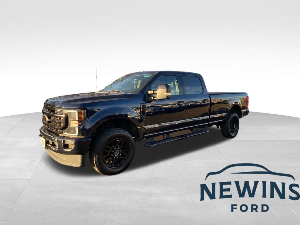 2021 Ford F-350 Super Duty Lariat's photo
