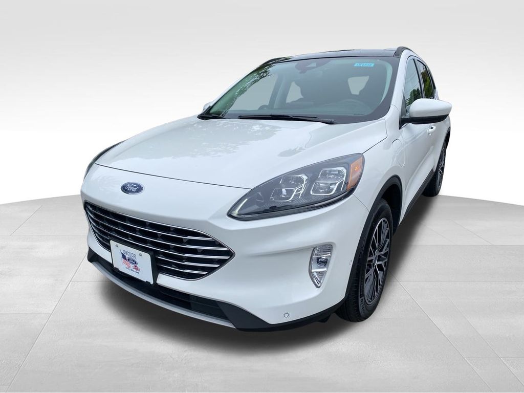Used 2022 Ford Escape Titanium with VIN 1FMCU0LZ7NUA24738 for sale in Bay Shore, NY