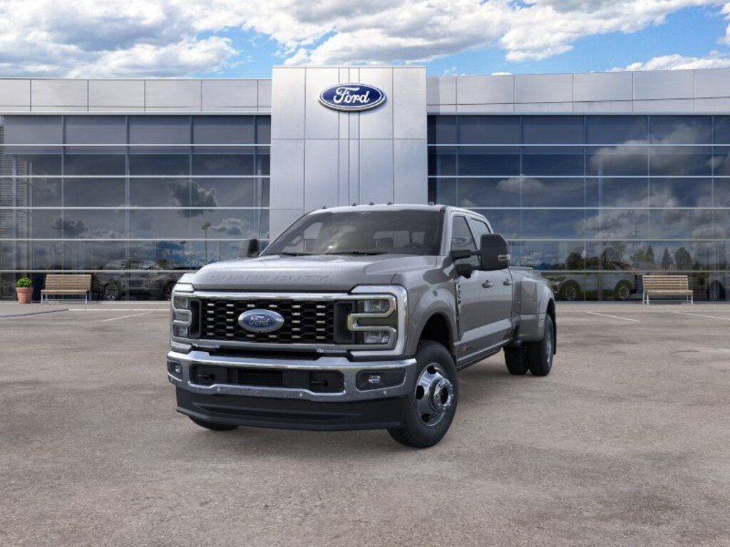 New 2026 Ford F-350 Lariat Truck Crew Cab