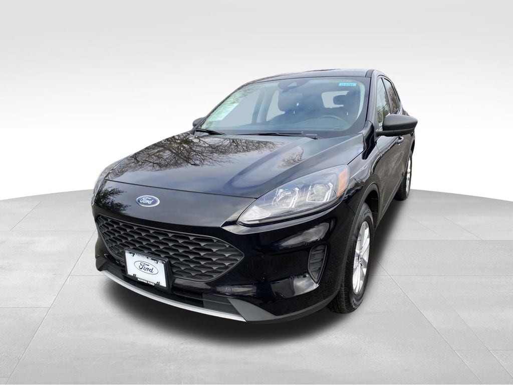 Used 2022 Ford Escape S with VIN 1FMCU9F69NUA38016 for sale in Bay Shore, NY