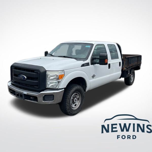 2016 Ford F-250 XL 4x4 Crew Cab 8' Box's photo