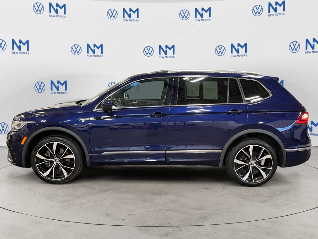 Certified 2022 Volkswagen Tiguan SEL R-LINE with VIN 3VV4B7AXXNM051334 for sale in Erie, PA