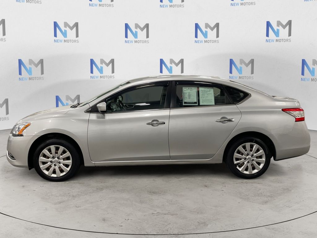 2015 Nissan Sentra SV photo 2