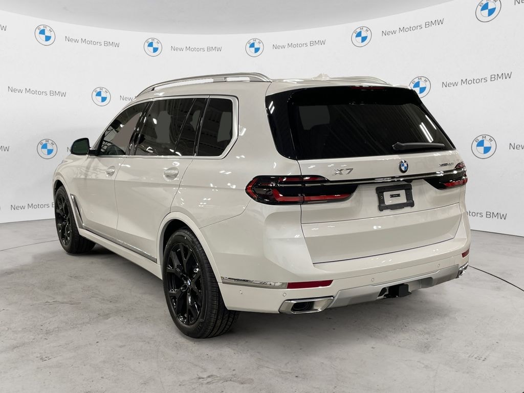 New 2026 BMW X7 xDrive40i SUV