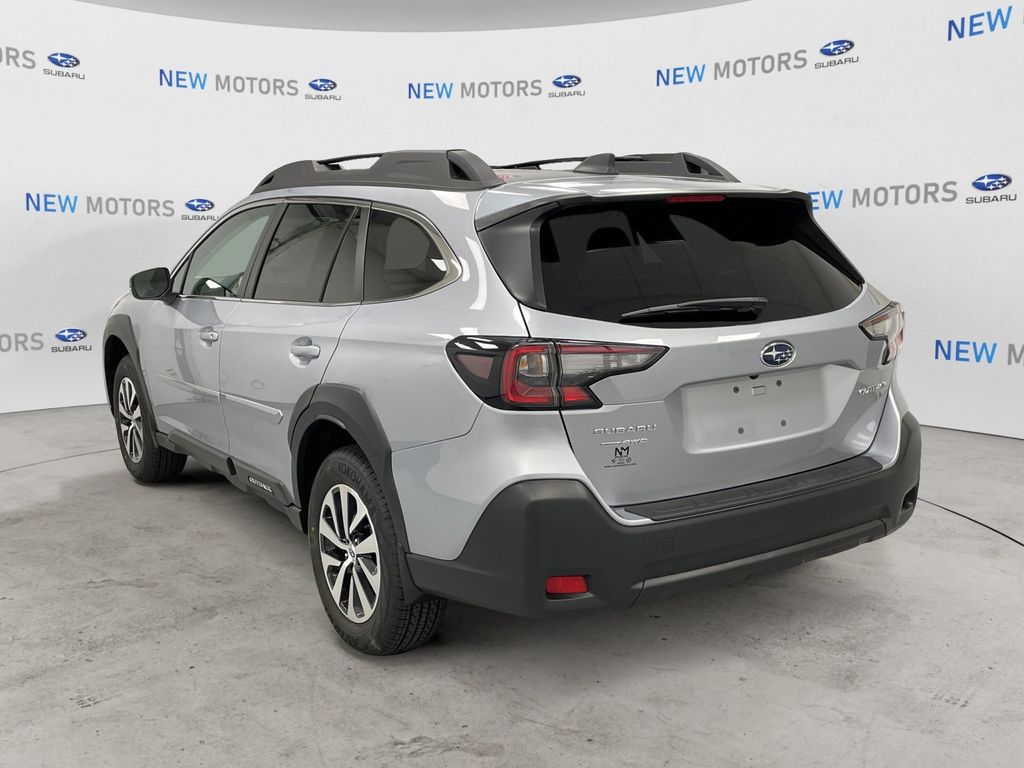 2025 Subaru Outback Premium photo 2