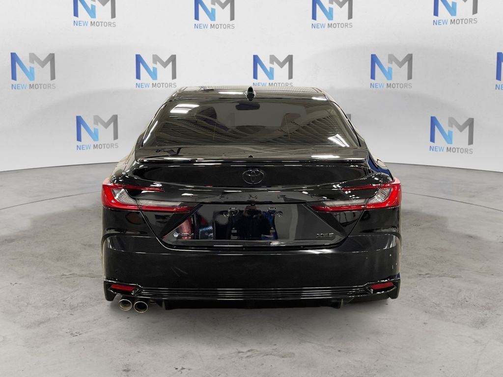 2025 Toyota Camry XSE photo 4
