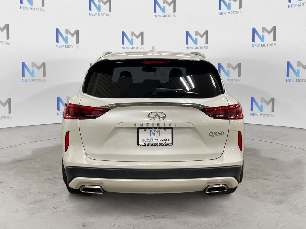 2021 Infiniti QX50 Luxe photo 4