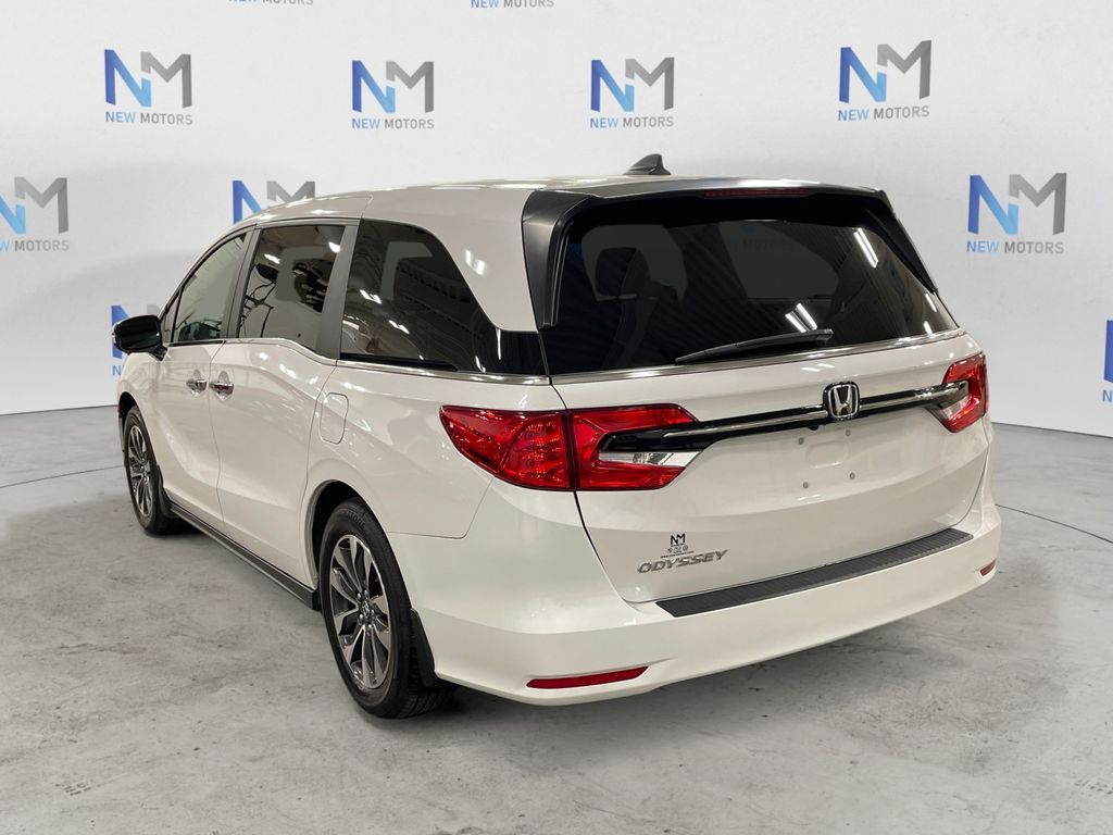 2023 Honda Odyssey EX-L photo 3