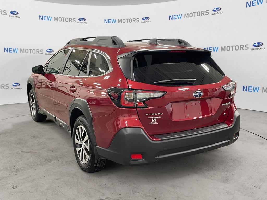 2025 Subaru Outback Premium photo 3