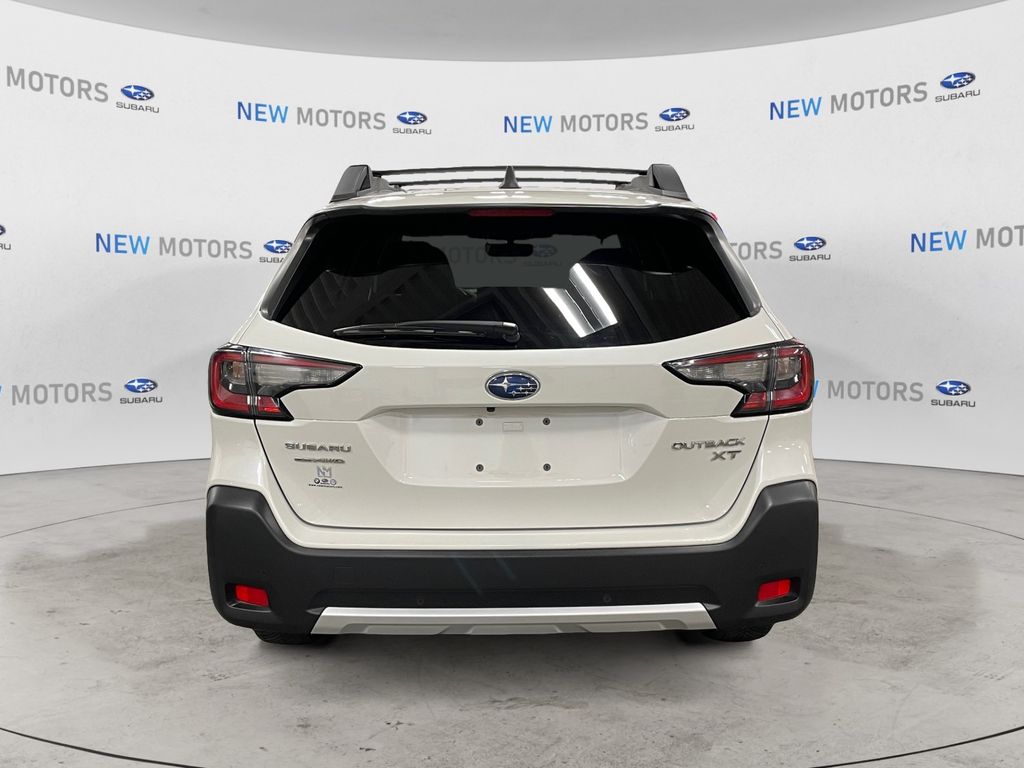 2023 Subaru Outback Limited XT photo 4