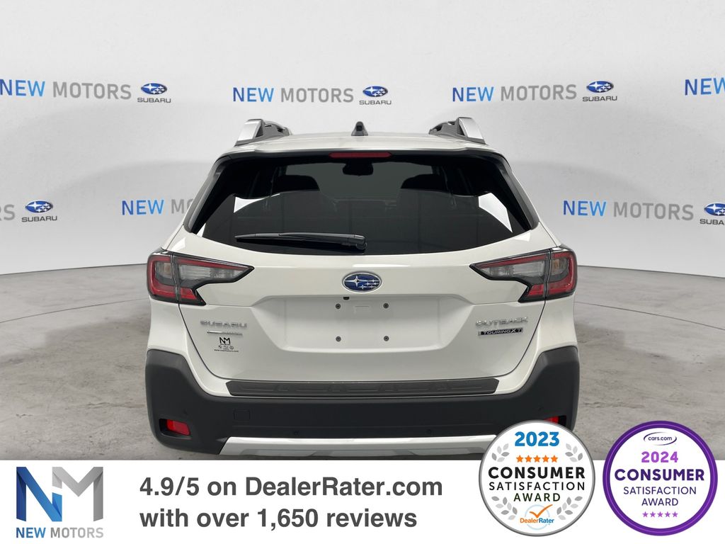 2025 Subaru Outback Touring XT photo 3
