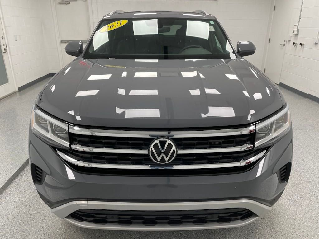 Certified 2021 Volkswagen Atlas Cross Sport SE w/Tech with VIN 1V2KC2CA2MC220050 for sale in Erie, PA