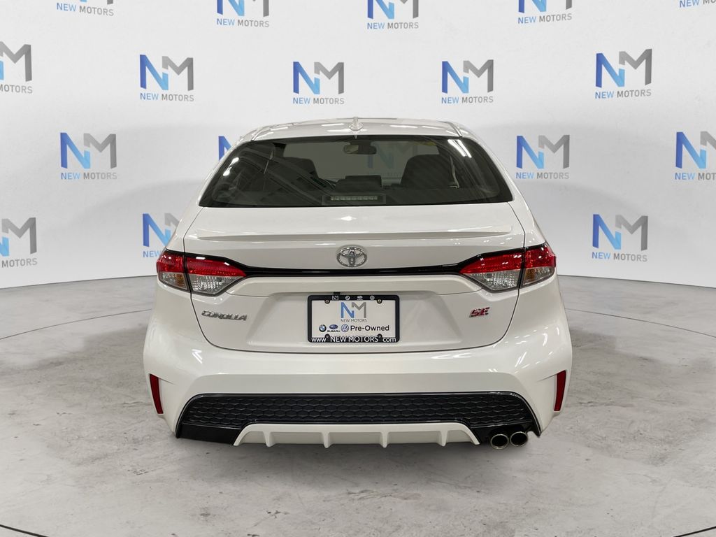 2020 Toyota Corolla SE photo 4