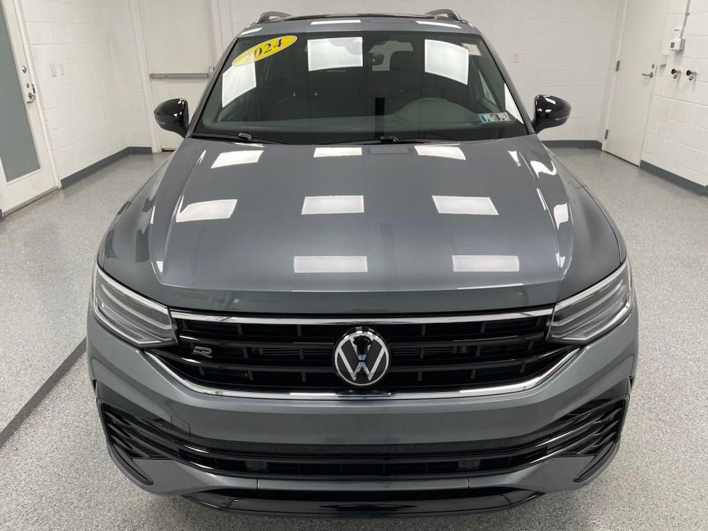 Certified 2024 Volkswagen Tiguan SE R-LINE BLACK with VIN 3VV8B7AX5RM013310 for sale in Erie, PA