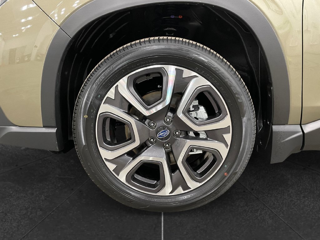 2027 Subaru Ascent photo 17 of 18