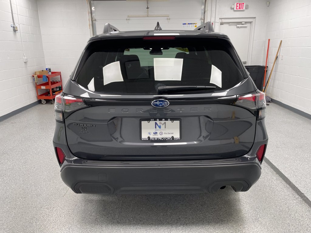 2026 Subaru Forester photo 9 of 15