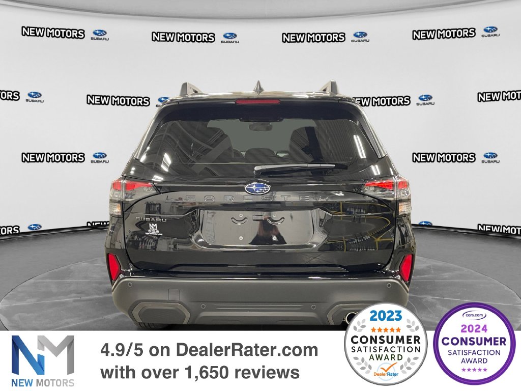 2026 Subaru Forester photo 4 of 18