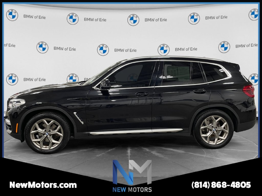 2021 BMW X3 photo 2 of 18
