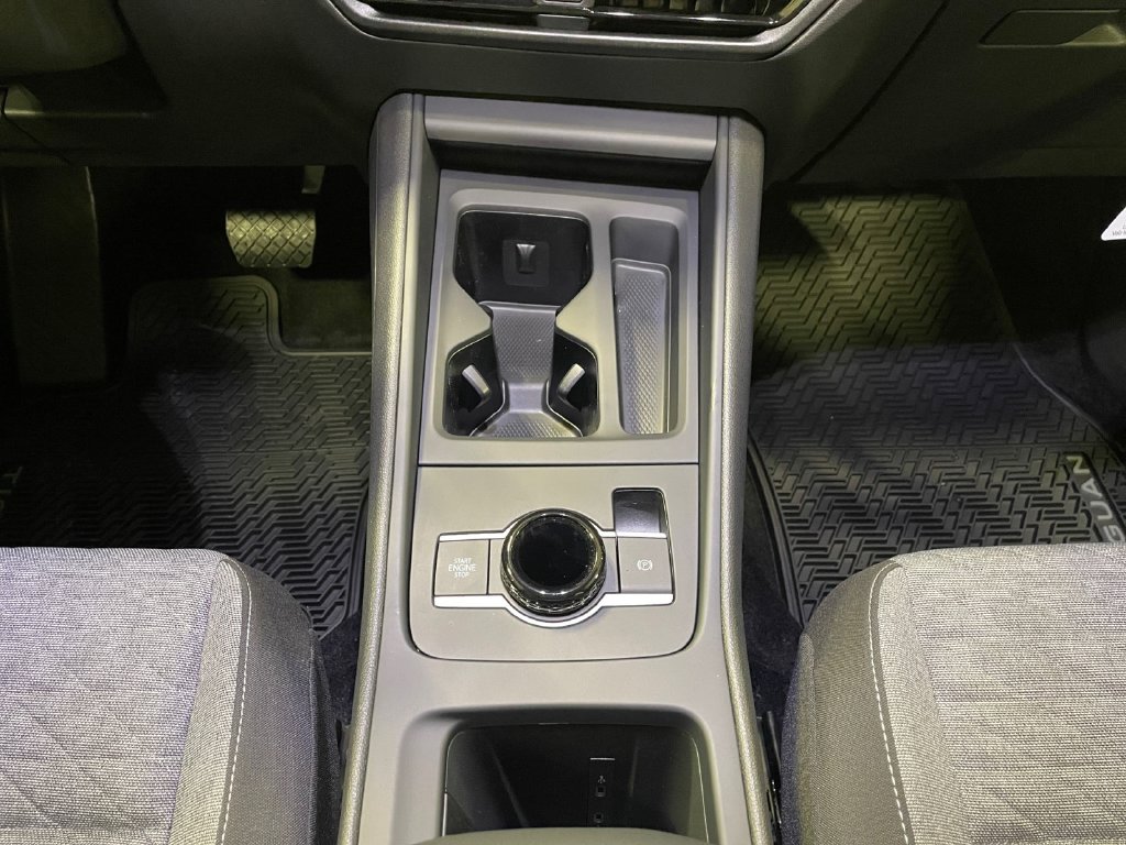 2026 Volkswagen Tiguan photo 11 of 15