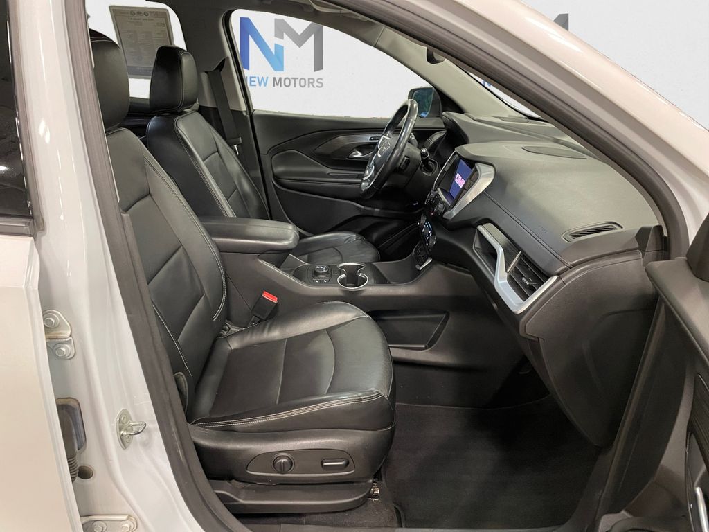 2022 GMC Terrain SLT White Frost at Solomon Chevrolet
