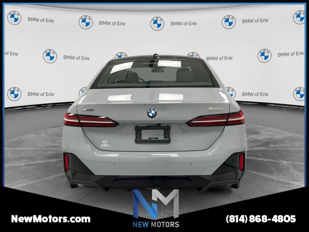 2024 BMW 540i xDrive - 2