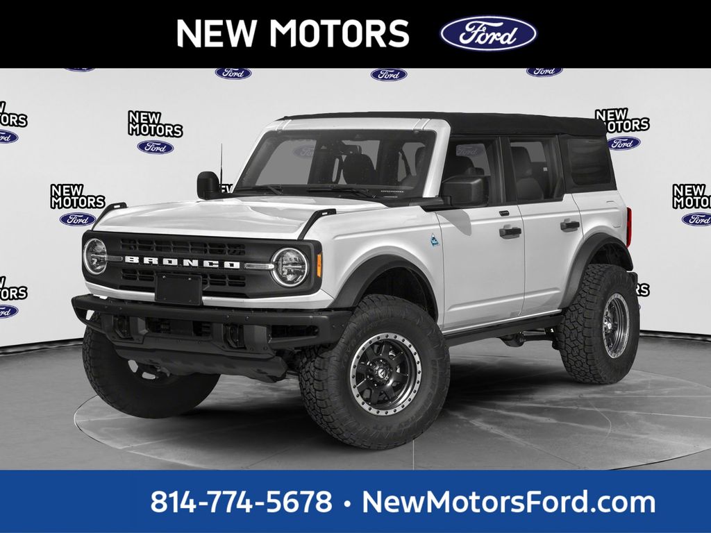 2023 Ford Bronco  Oxford White at New Motors
