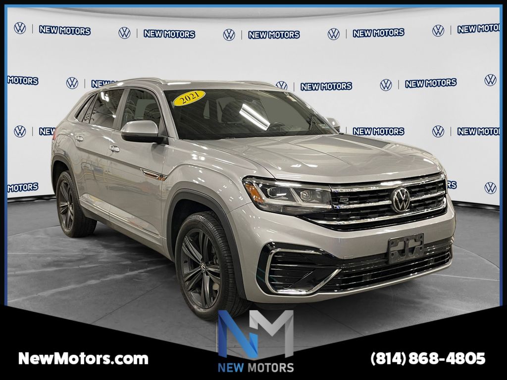 2021 Volkswagen Atlas Cross Sport 3.6L V6 SE w/Technology R-Line 4MOTION Pyrite Silver at New Motors