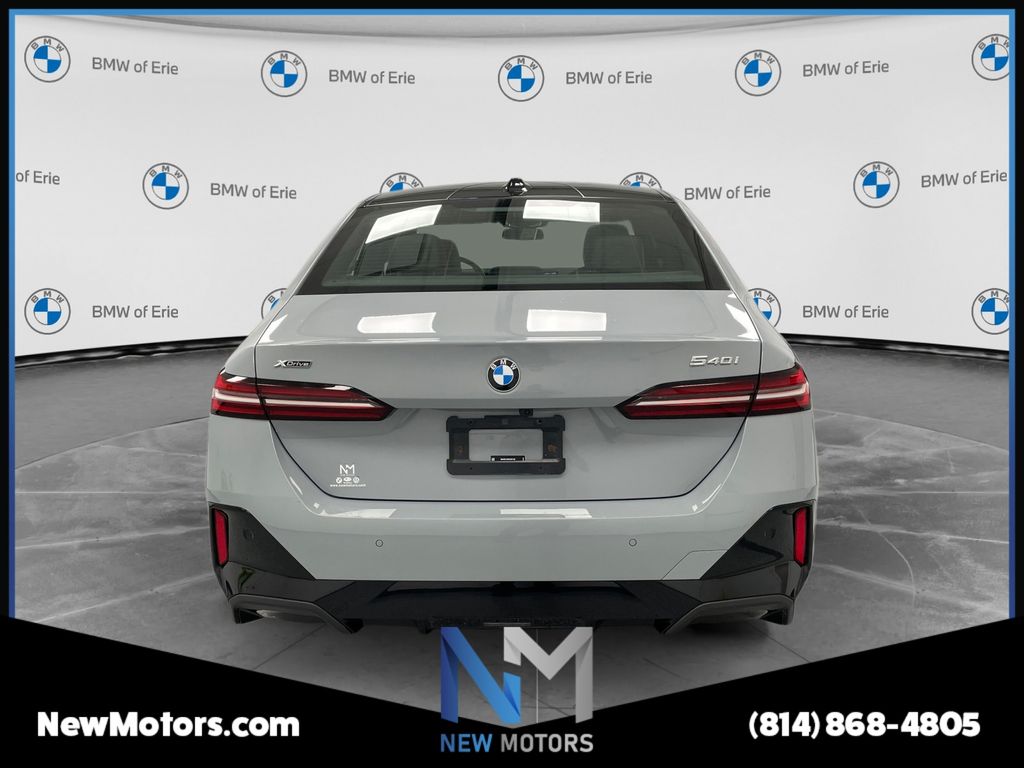 2024 BMW 540i xDrive - 2
