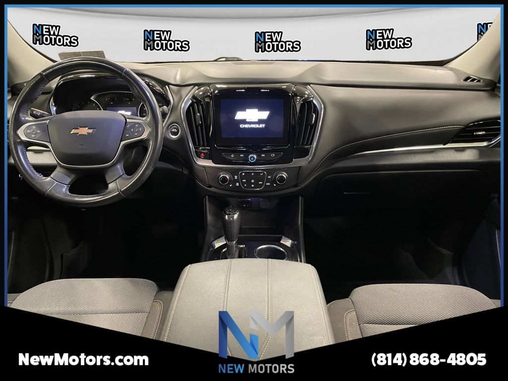 2020 Chevrolet Traverse LT Cloth w/1LT Black Cherry Metallic at Solomon Chevrolet