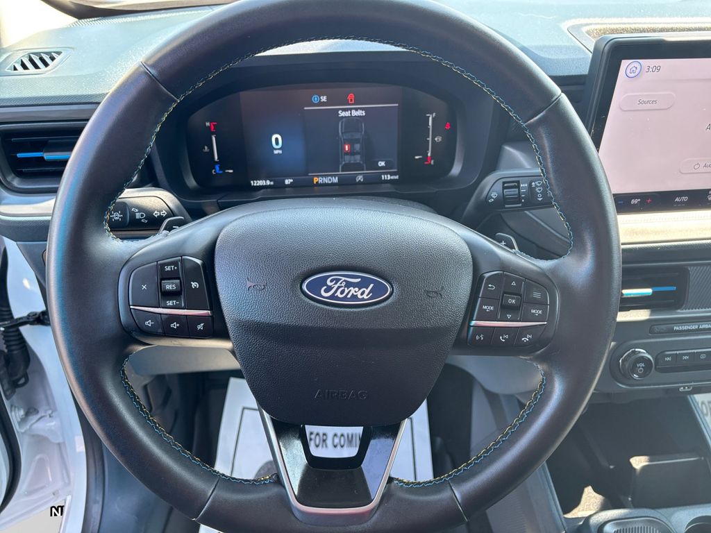 2025 Ford Maverick Lobo Standard Oxford White at New Motors