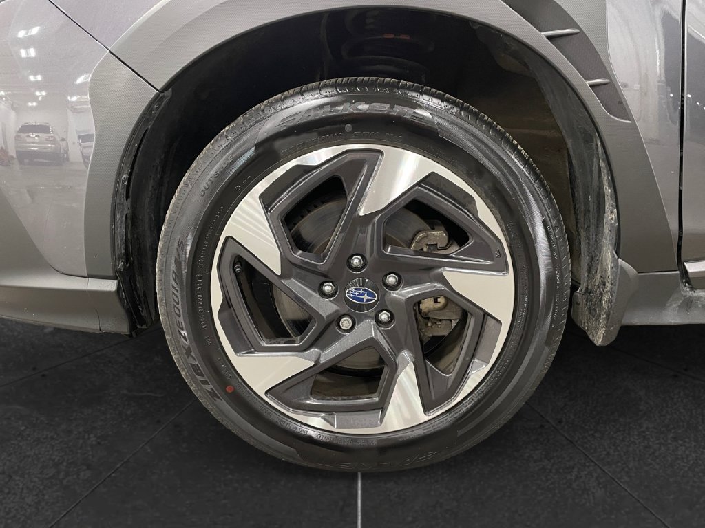 2024 Subaru Crosstrek photo 14 of 16