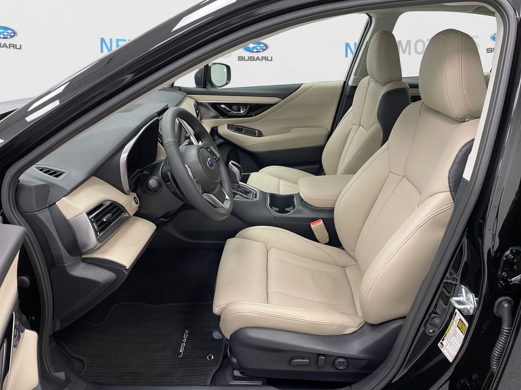 2025 Subaru Legacy Limited - Photo 12