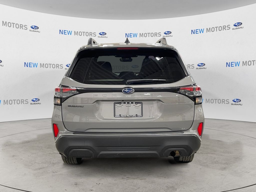 2025 Subaru Forester Premium Pearl at New Motors